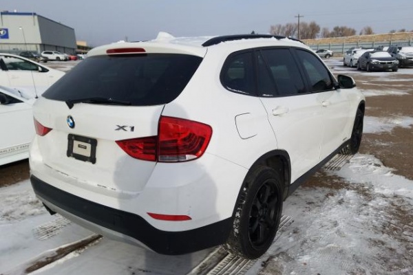 фото BMW X1 SDRIVE35I