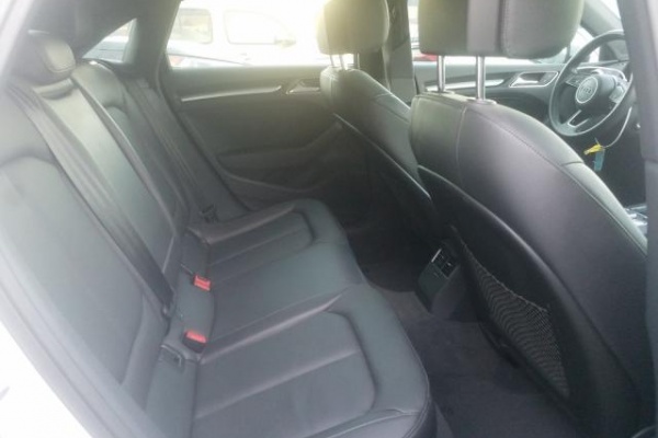 фото Audi A3 Premium