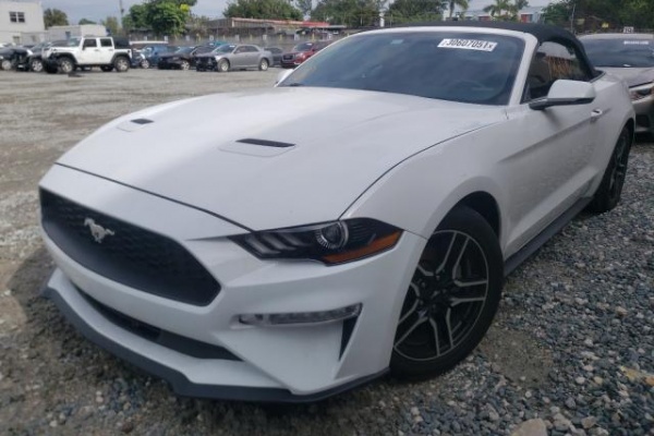 фото Ford Mustang