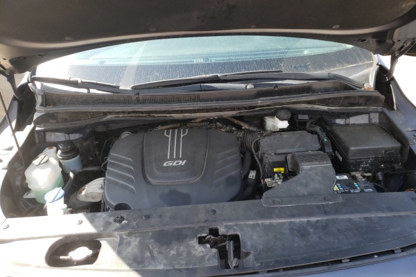 фото Kia Sedona LX