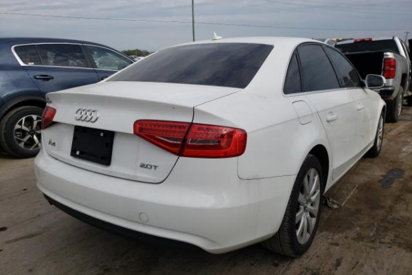 фото Audi A4 Premium