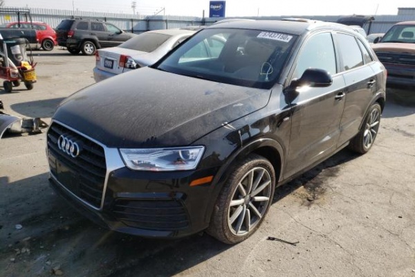 фото Audi Q3 PREMIUM