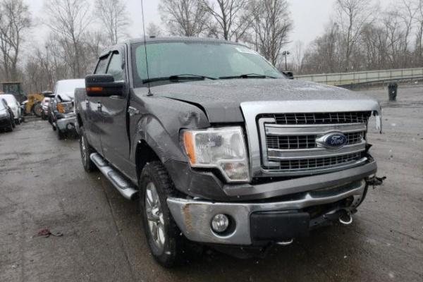 фото Ford F-150 SuperCrew