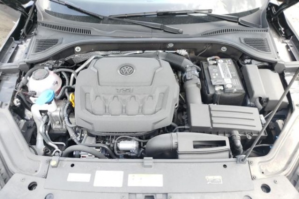 фото Volkswagen Passat R-LINE