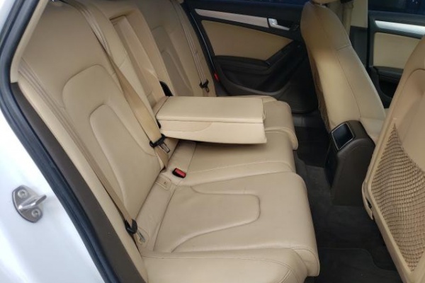 фото Audi A4 Premium