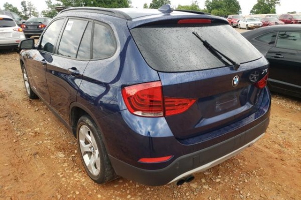 фото BMW X1 SDRIVE28I