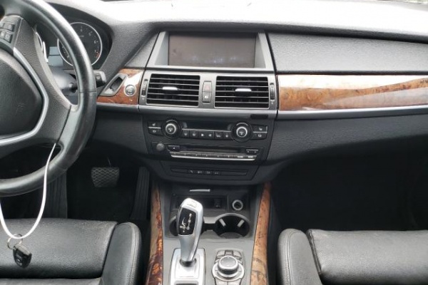 фото BMW X5 XDRIVE35I