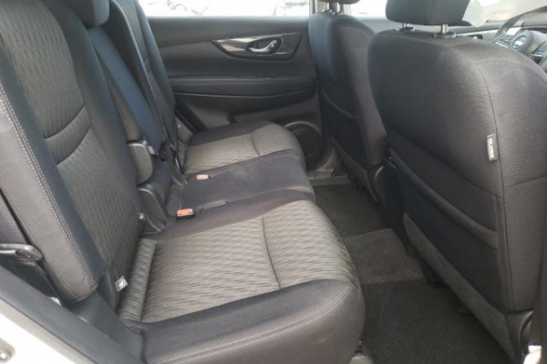 фото NISSAN ROGUE SV