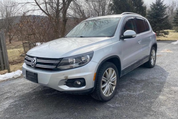 фото Volkswagen Tiguan S