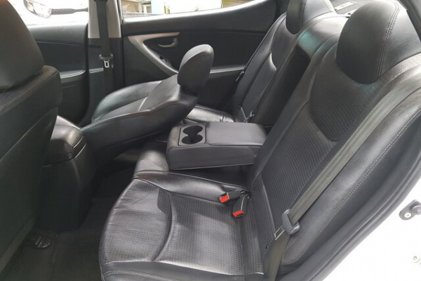 фото Hyundai Avante