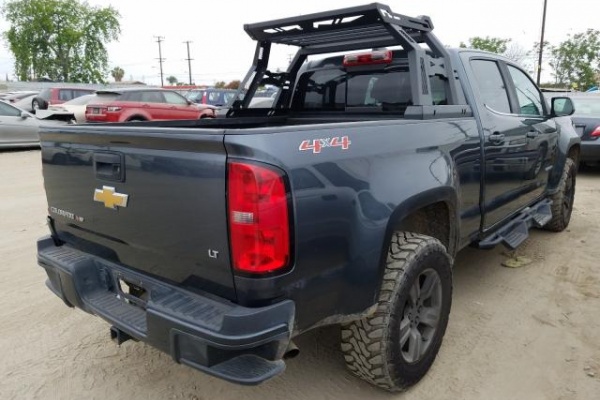 фото Chevrolet COLORADO LT