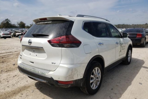 фото Nissan ROGUE S