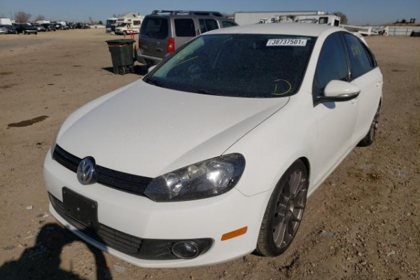 фото VOLKSWAGEN GOLF