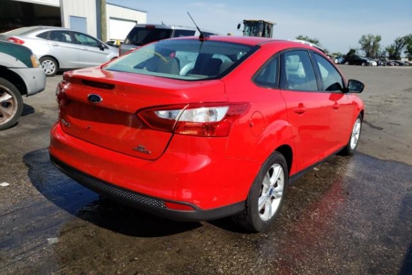 фото Ford Focus SE