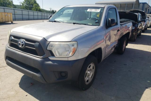 фото TOYOTA TACOMA