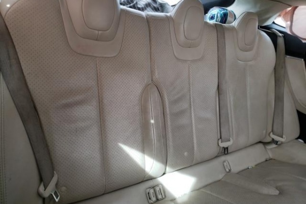 фото Tesla MODEL S