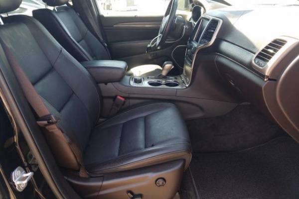 фото jeep  GRAND CHEROKEE SUMMIT