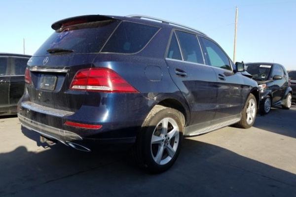 фото Mercedes-Benz GLE 350