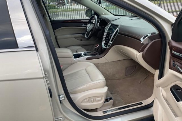 фото Cadillac SRX Luxury collection