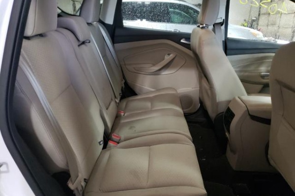 фото Ford Escape SE