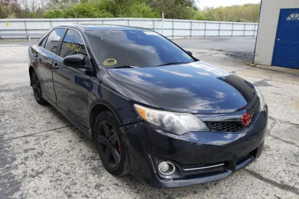 фото Toyota Camry L