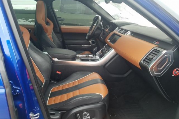 фото Land Rover RANGE ROVER SPORT SVR