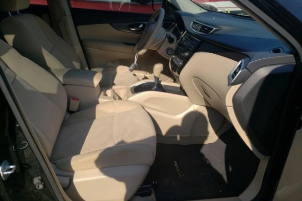 фото Nissan ROGUE S