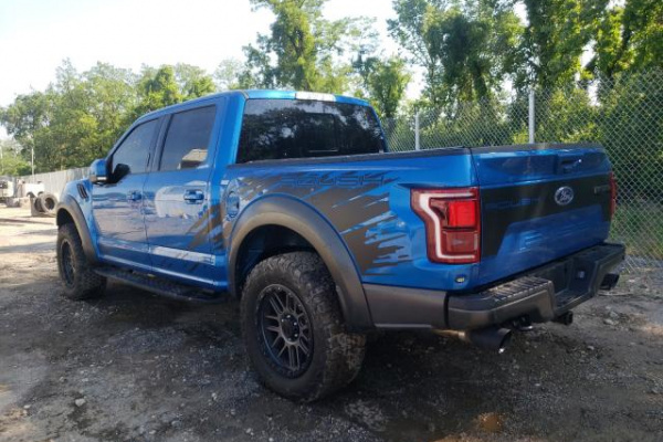 фото Ford F-150 RAPTOR