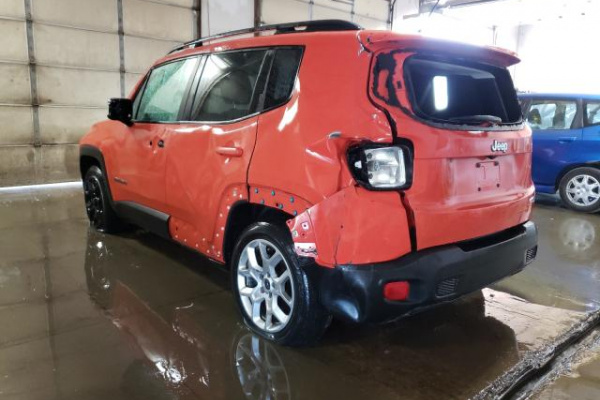 фото JEEP RENEGADE LATITUDE