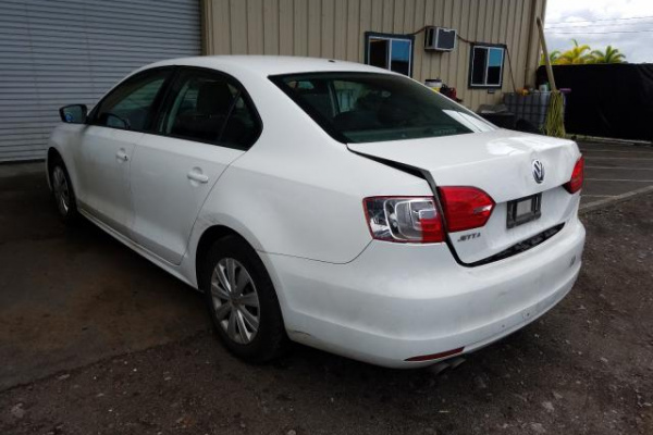 фото Volkswagen Jetta BASE