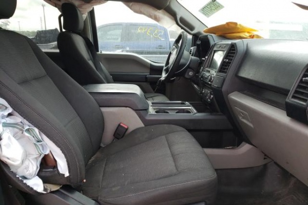 фото Ford F-150 Super Crew