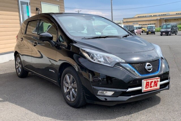 фото NISSAN NOTE