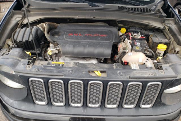 фото JEEP RENEGADE SPORT