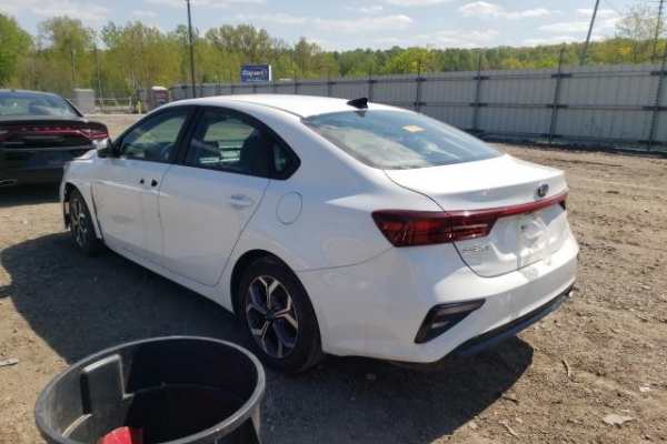 фото KIA Forte FE