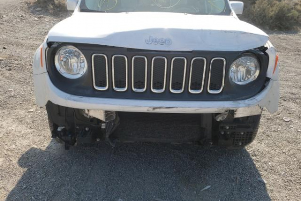 фото JEEP RENEGADE LATITUDE