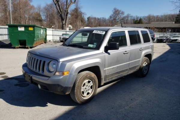 фото jeep PATRIOT SPORT