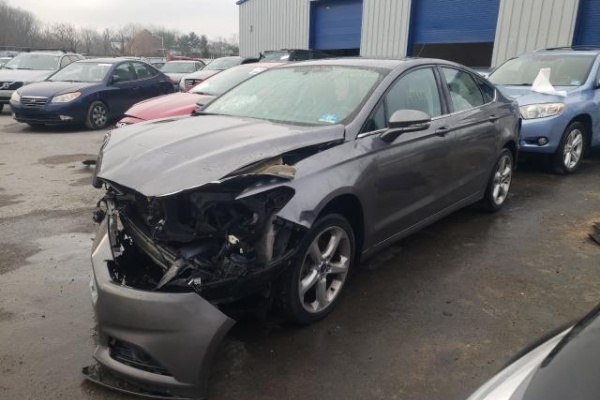 фото Ford Fusion SE