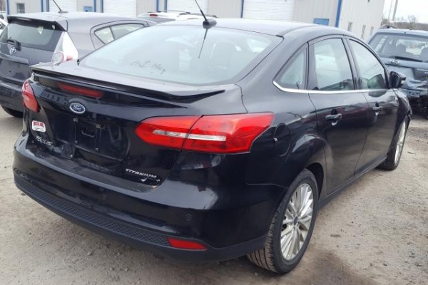 фото Ford Focus TITANIUM