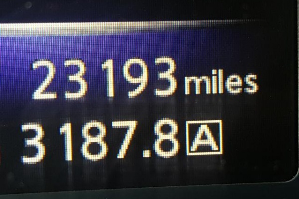 фото Infiniti Q60 LUXE 300