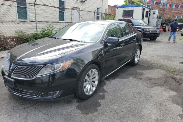 фото Lincoln MKS