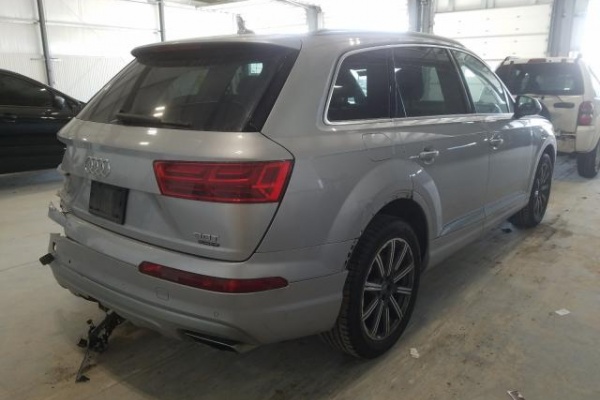 фото Audi Q7 PRESTIGE