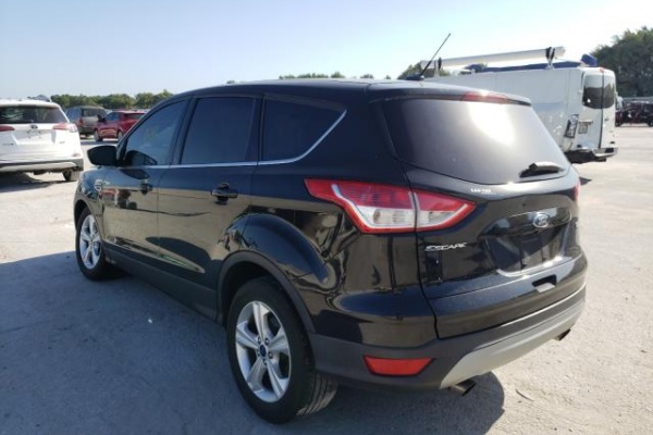 фото Ford Escape SE