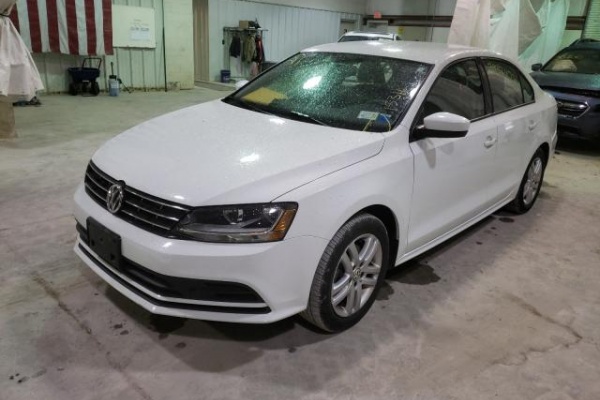 фото Volkswagen Jetta S