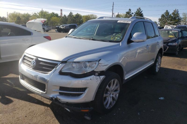 фото Volkswagen TOUAREG V6