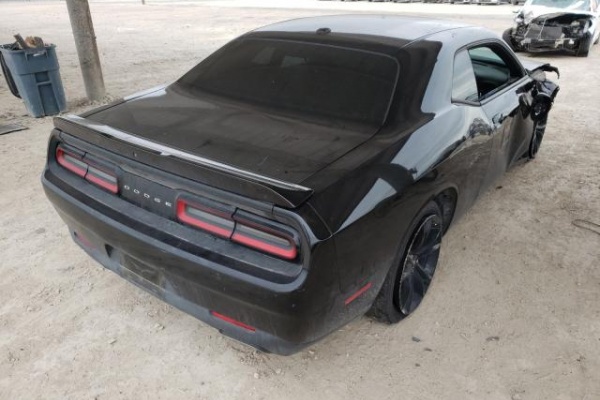 фото Dodge CHALLENGER SXT