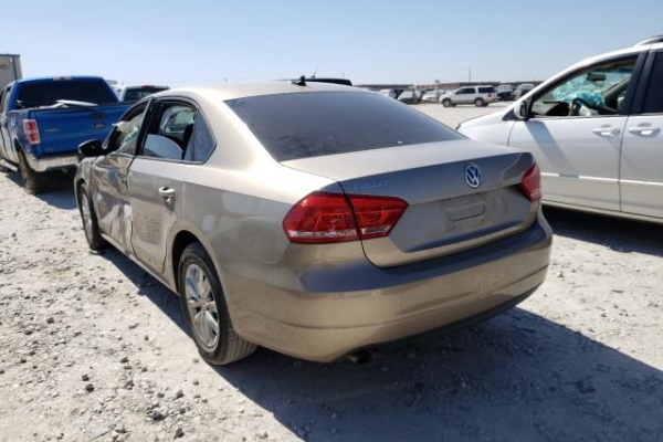 фото Volkswagen Passat S