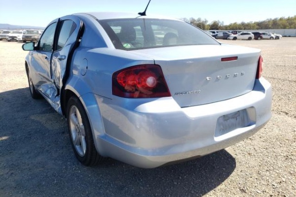фото Dodge AVENGER SE