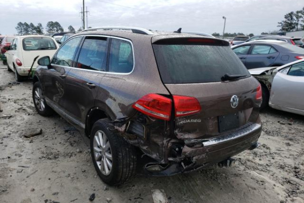 фото Volkswagen TOUAREG V6 TDI