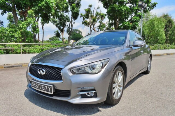 фото INFINITI Q50