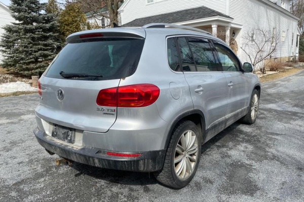 фото Volkswagen Tiguan S